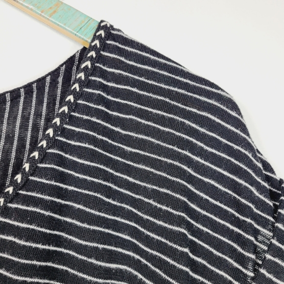 W5 Front Knot Short Sleeve Blouse XL - Picture 2 of 8